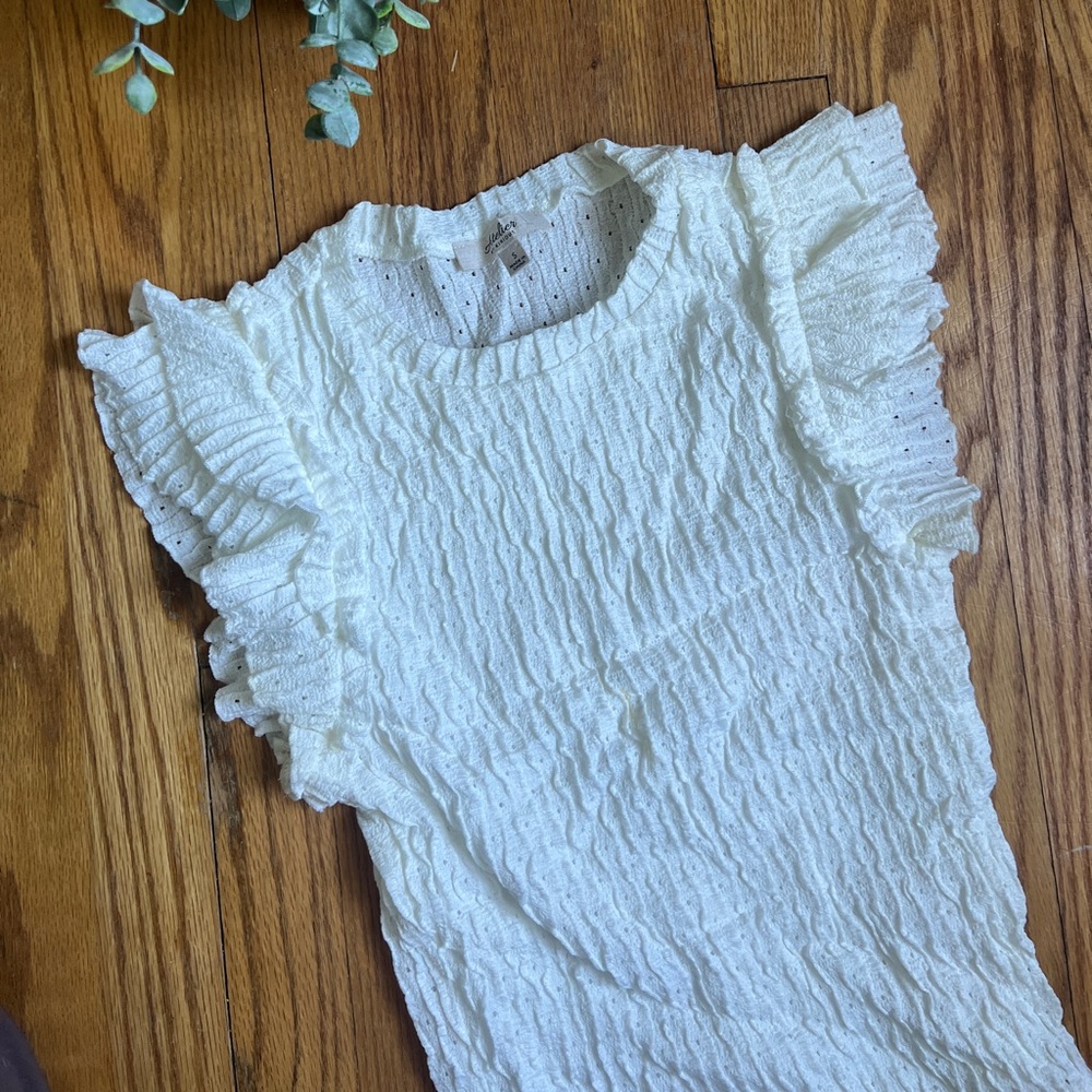 Ruffle sleeve blouse
